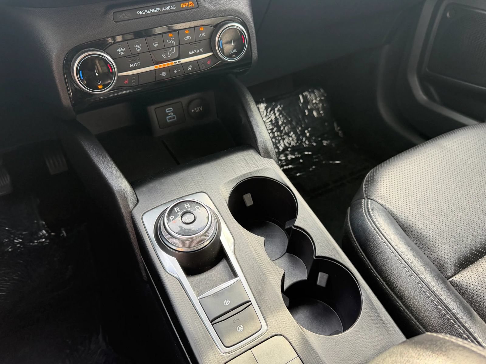Used 2022 Ford Escape SEL FWD image 14