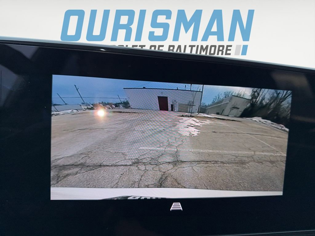 Used 2024 Chevrolet Trax ACTIV w/ Driver Confidence Package image 17