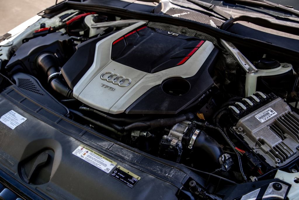 Used 2019 Audi S4 Premium Plus w/ Premium Plus Package AWD/4WD image 28