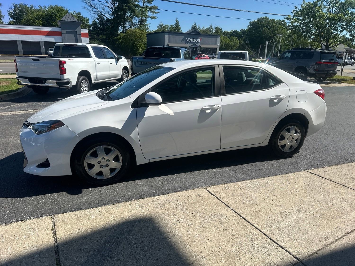 Used 2017 Toyota Corolla L FWD image 6