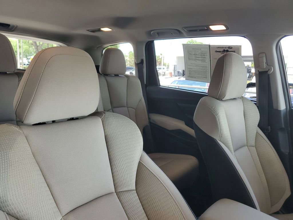 Used 2023 Subaru Ascent Premium w/ Convenience Package AWD/4WD image 22