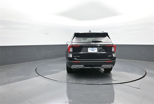 New 2026 Ford Explorer Active w/ Active Comfort Package image 6
