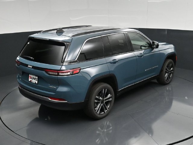 New 2027 Jeep Grand Cherokee Limited w/ Trailer Tow Package AWD/4WD image 49