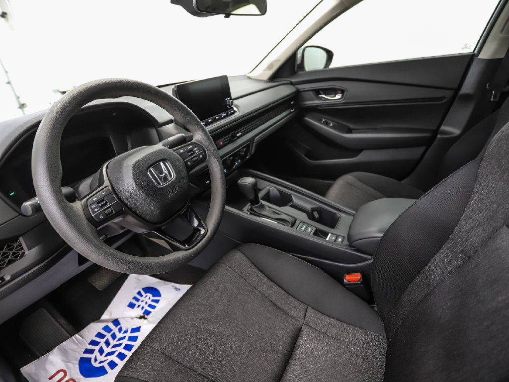 Used 2024 Honda Accord EX image 10