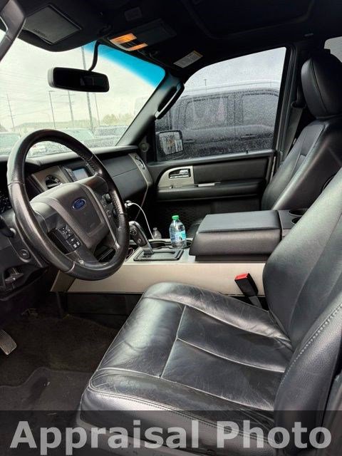Used 2015 Ford Expedition EL XLT w/ Equipment Group 201A RWD image 10