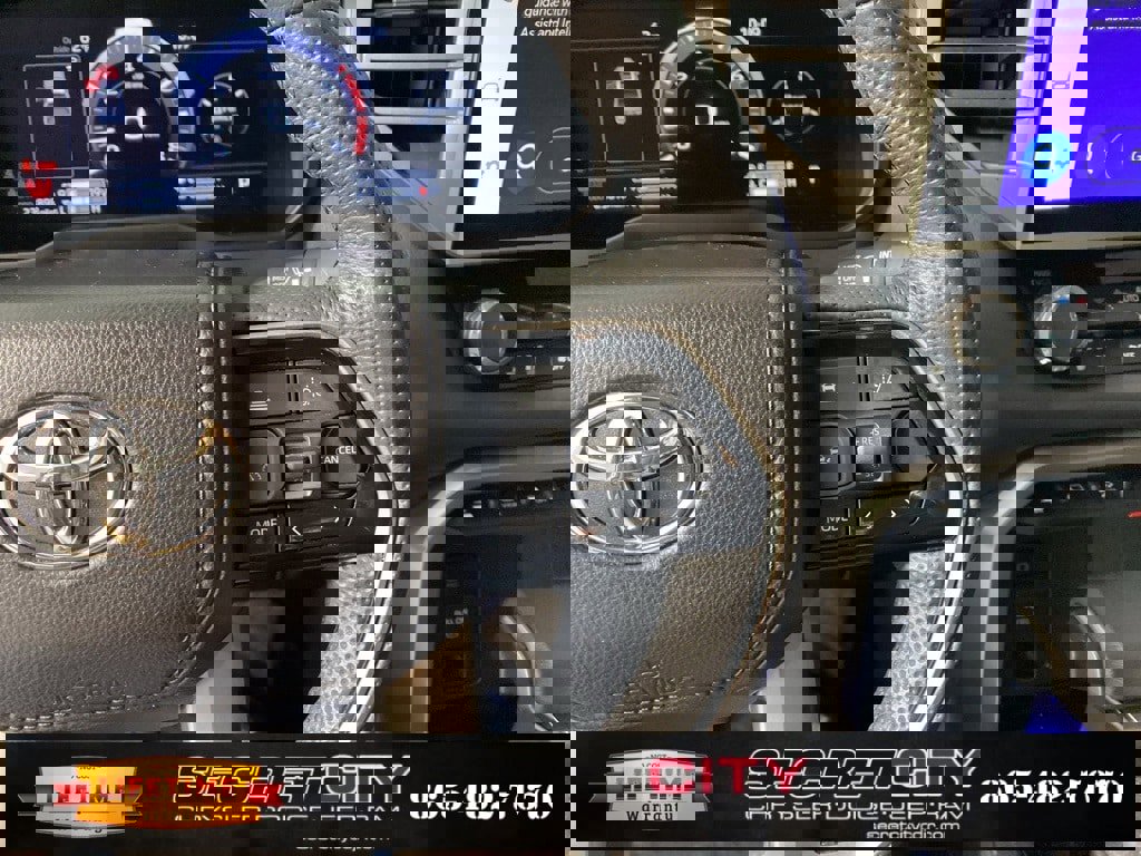 Used 2024 Toyota Tundra Limited image 16