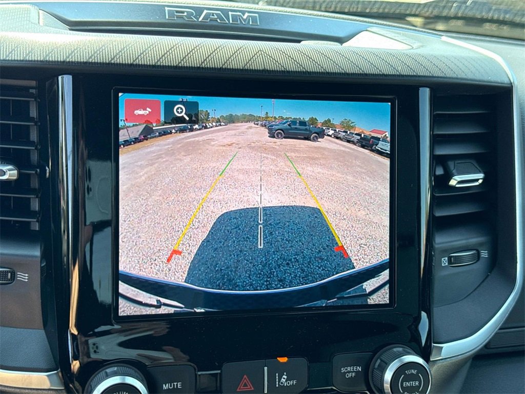 New 2026 RAM 1500 4x4 Crew Cab image 21