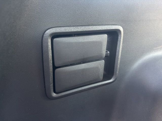 Used 2023 GMC Acadia SLE w/ Driver Convenience Package image 20