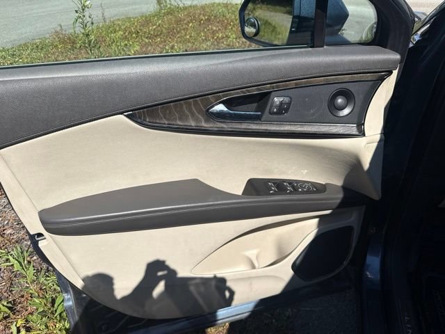 Used 2019 Lincoln Nautilus Reserve AWD/4WD image 9