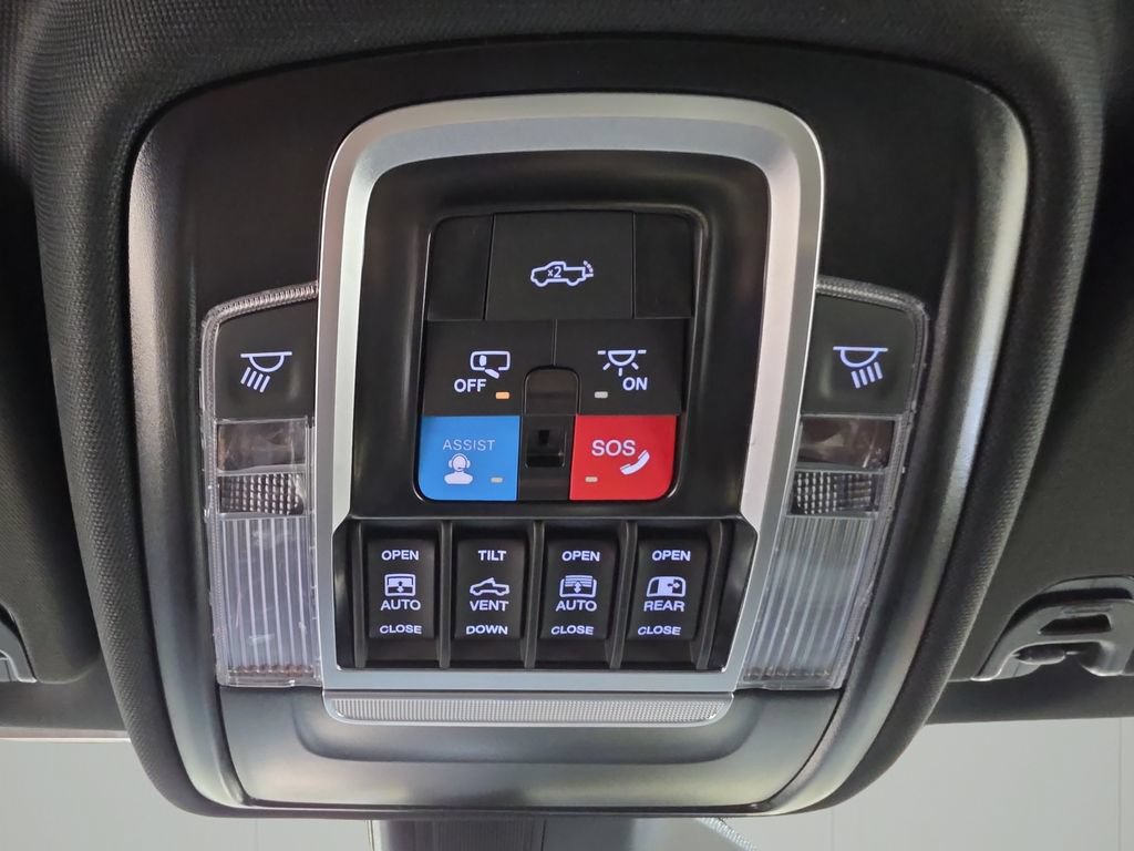 New 2027 RAM 1500 Laramie w/ Night Edition AWD/4WD image 29