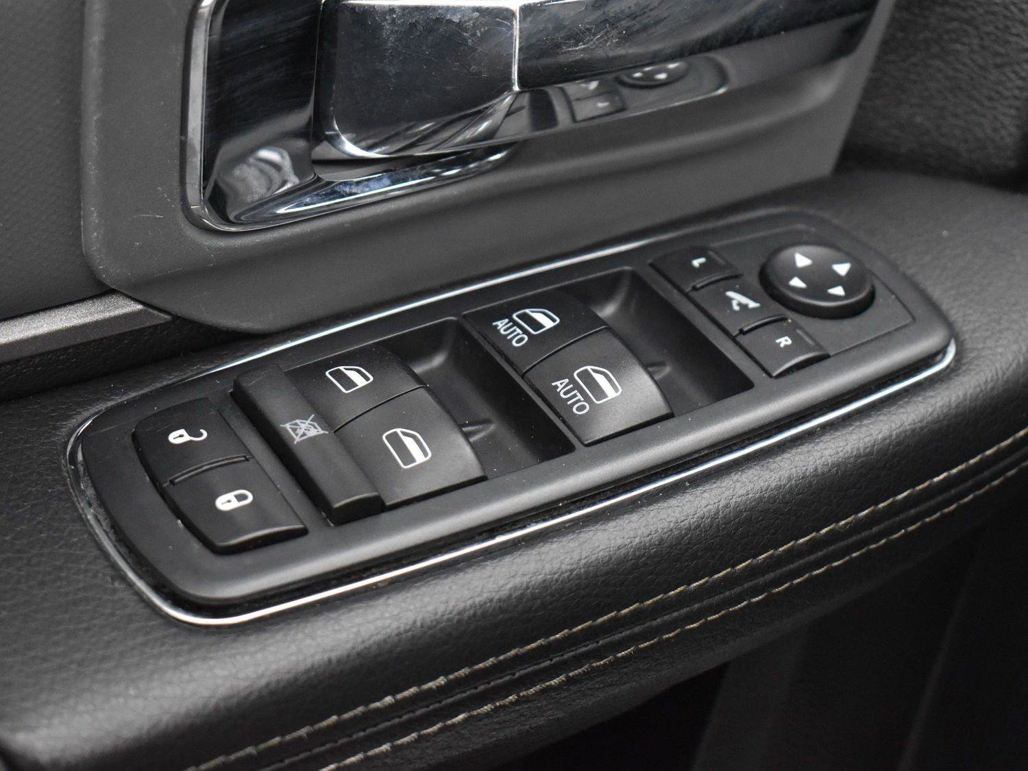 Used 2018 RAM 2500 Power Wagon w/ Leather & Luxury Group image 10