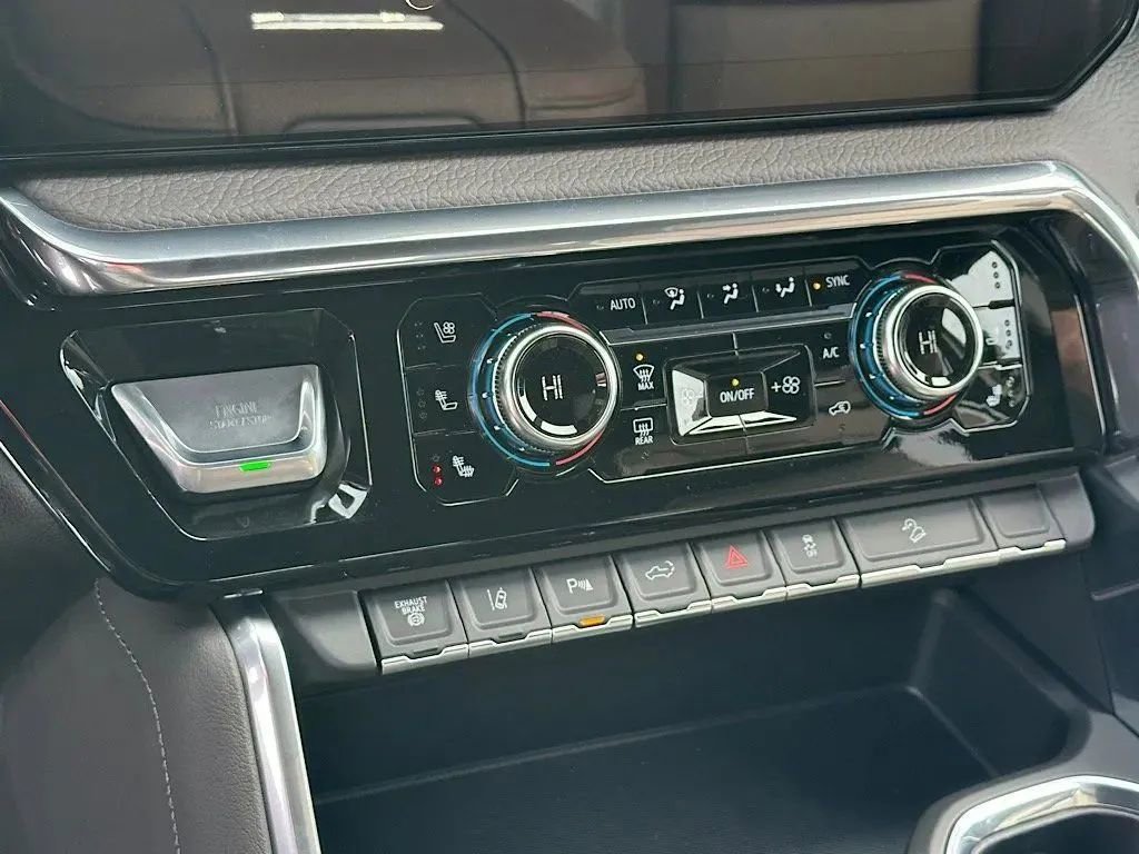 New 2026 GMC Sierra 3500 Denali w/ LPO, Black Badging Package image 24