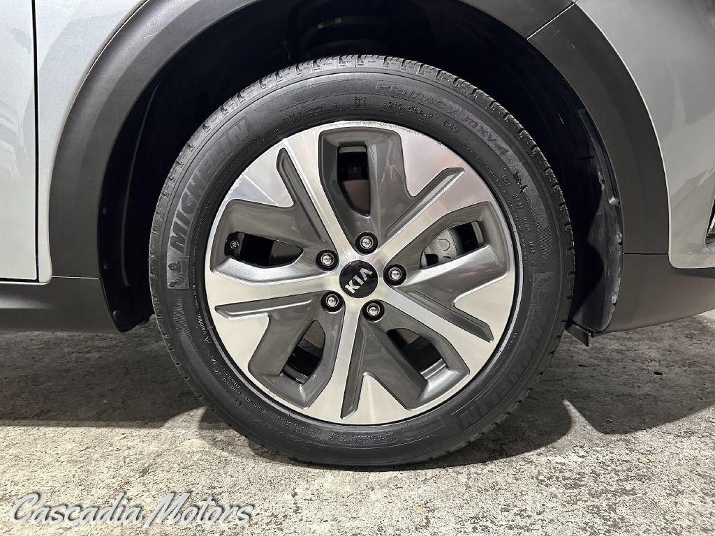 Used 2019 Kia Niro EX Premium w/ Cold Weather Package 1.0 FWD image 34