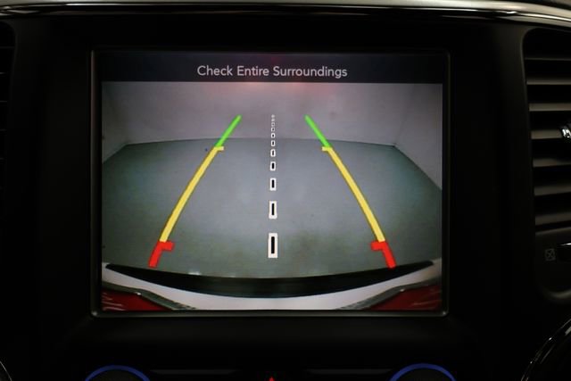 Used 2017 Jeep Grand Cherokee Altitude image 15