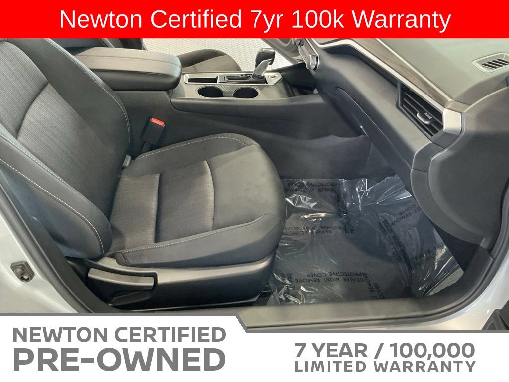Used 2025 Nissan Altima 2.5 SV FWD image 14