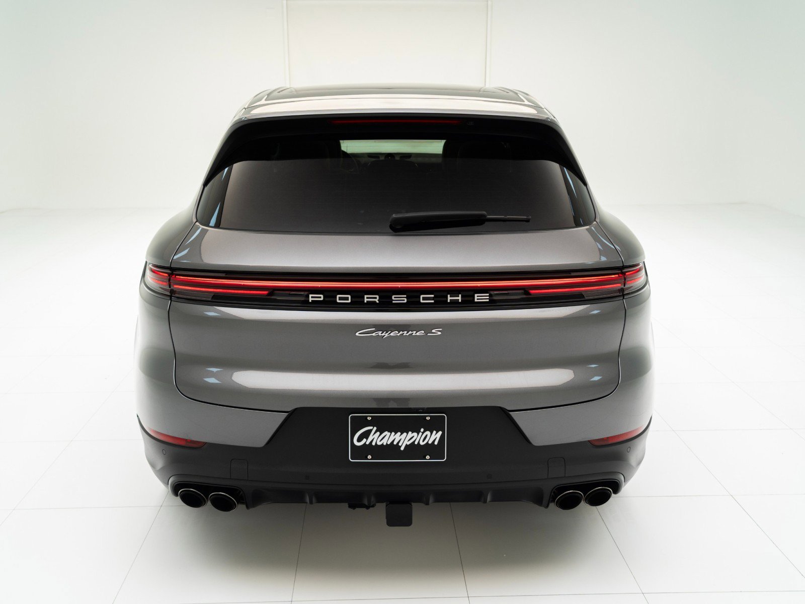 Certified 2025 Porsche Cayenne S image 10