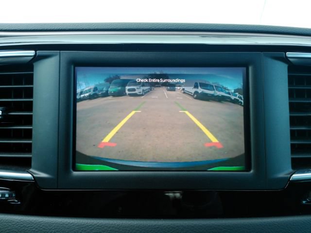Used 2023 Chrysler Voyager LX FWD image 8
