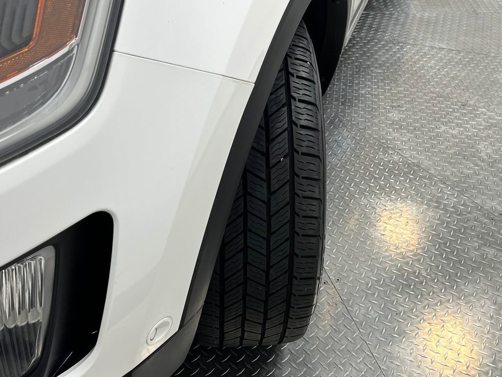 Used 2016 Ford Explorer Limited w/ Equipment Group 301A image 42