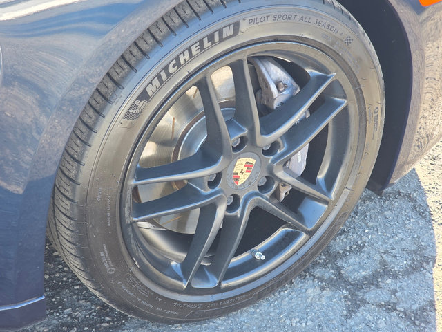 Used 2014 Porsche Panamera 4 image 6