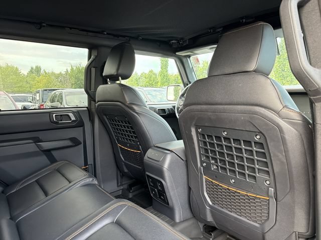 Used 2024 Ford Bronco Badlands AWD/4WD image 16