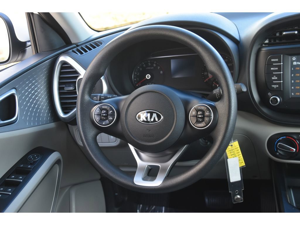 Used 2020 Kia Soul LX image 14