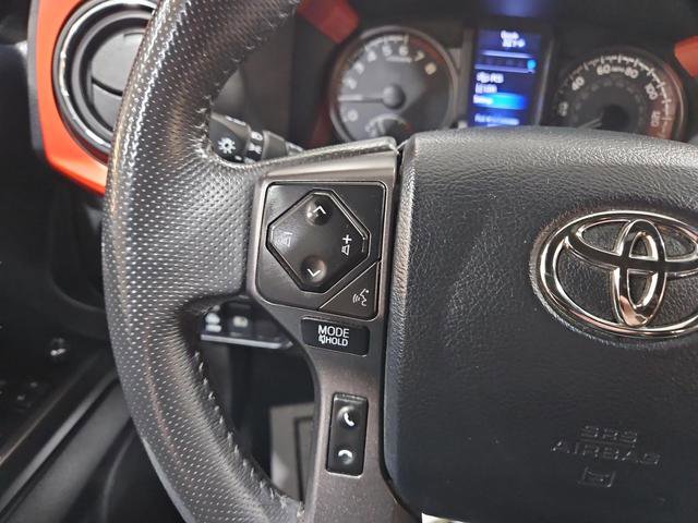 Used 2018 Toyota Tacoma TRD Sport image 34
