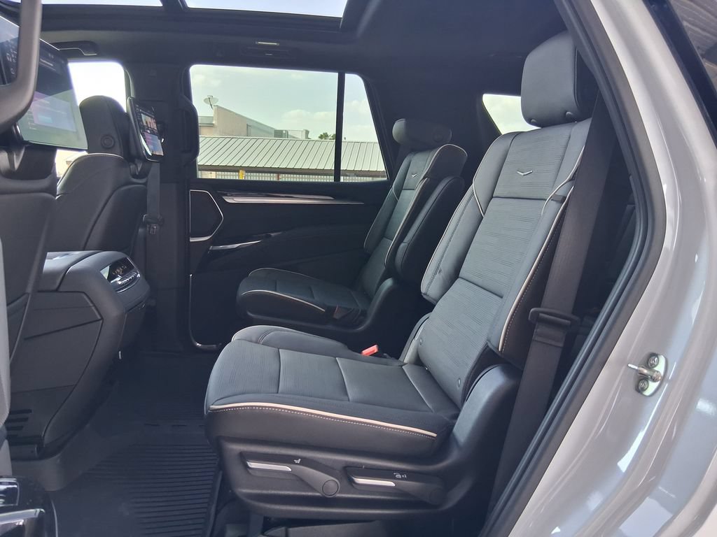 New 2026 Cadillac Escalade Sport w/ Touring Package AWD/4WD image 25