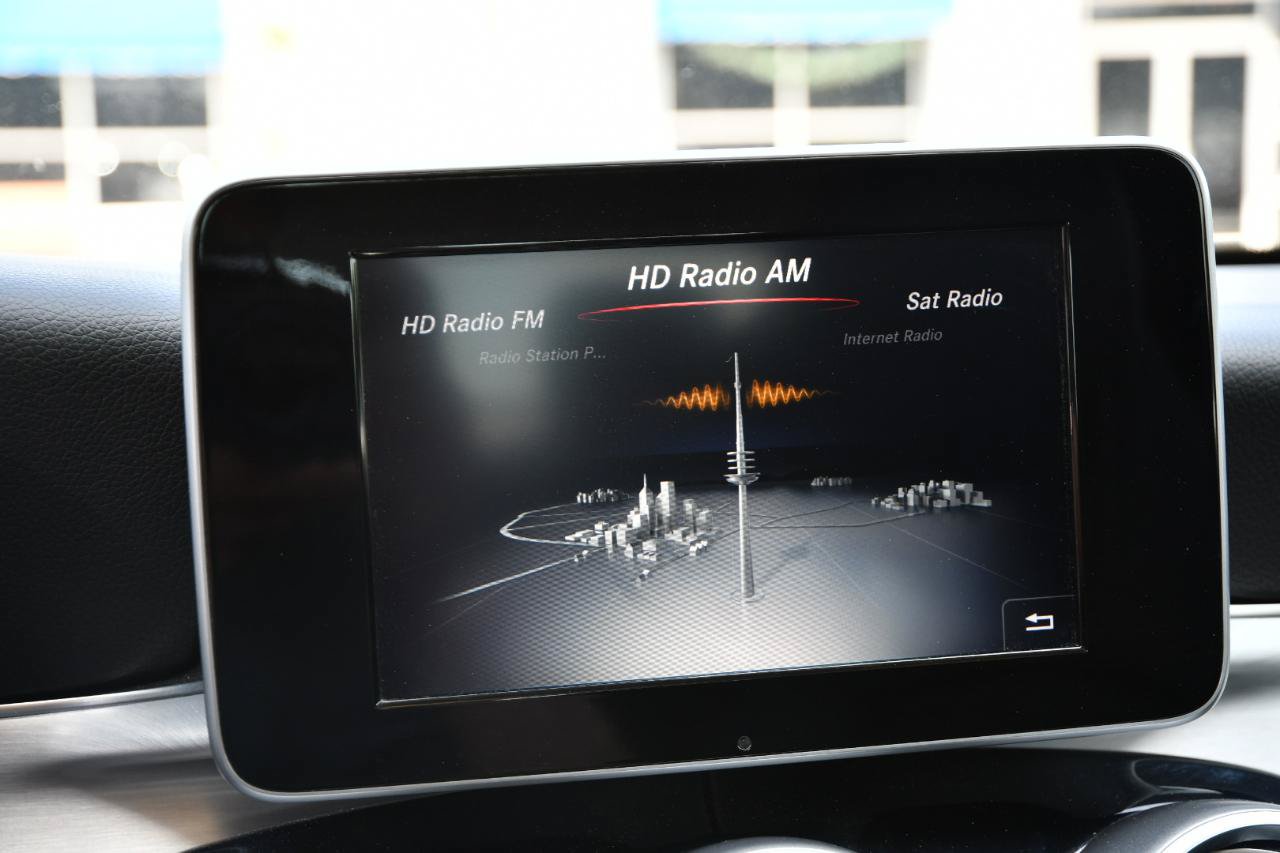 Used 2017 Mercedes-Benz C 300 Coupe image 18