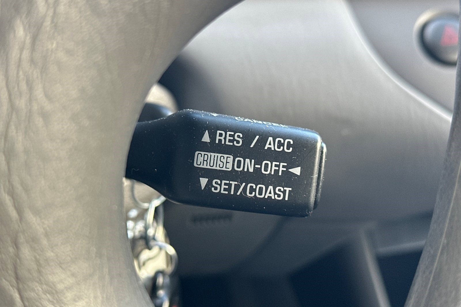 Used 2004 Toyota Camry LE image 26