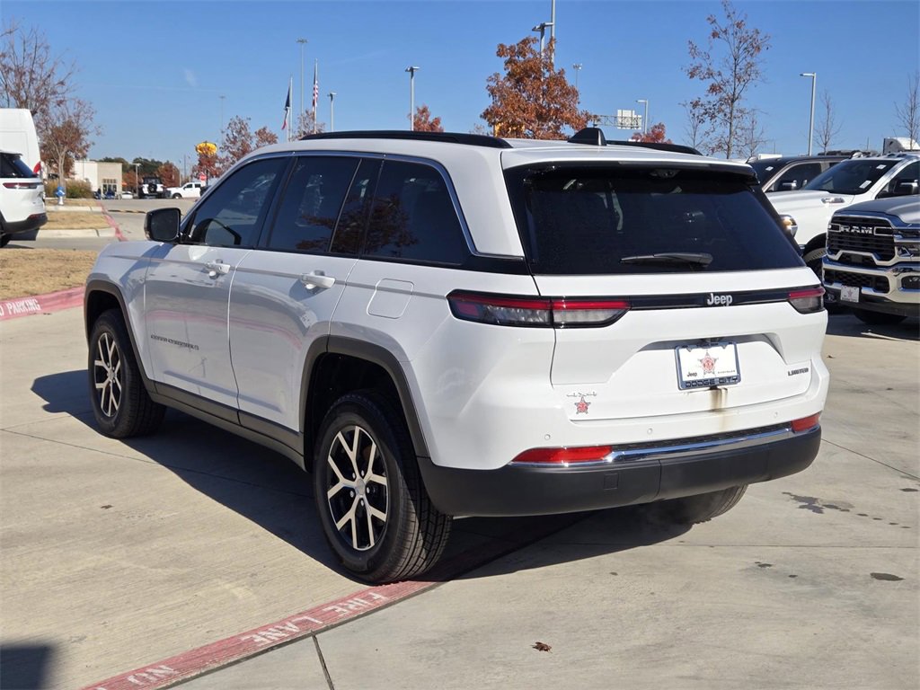 New 2025 Jeep Grand Cherokee Limited w/ Luxury Tech Group II image 3