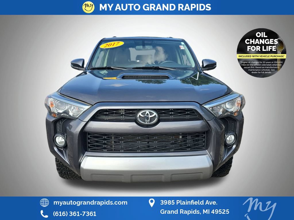 Used 2017 Toyota 4Runner TRD Off-Road Premium AWD/4WD image 2