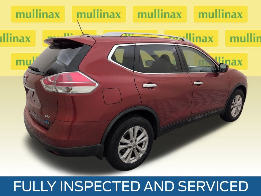 Used 2014 Nissan Rogue SV image 3