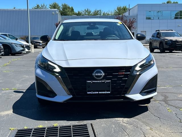 Certified 2023 Nissan Altima 2.5 SR w/ SR Premium Package AWD/4WD image 6