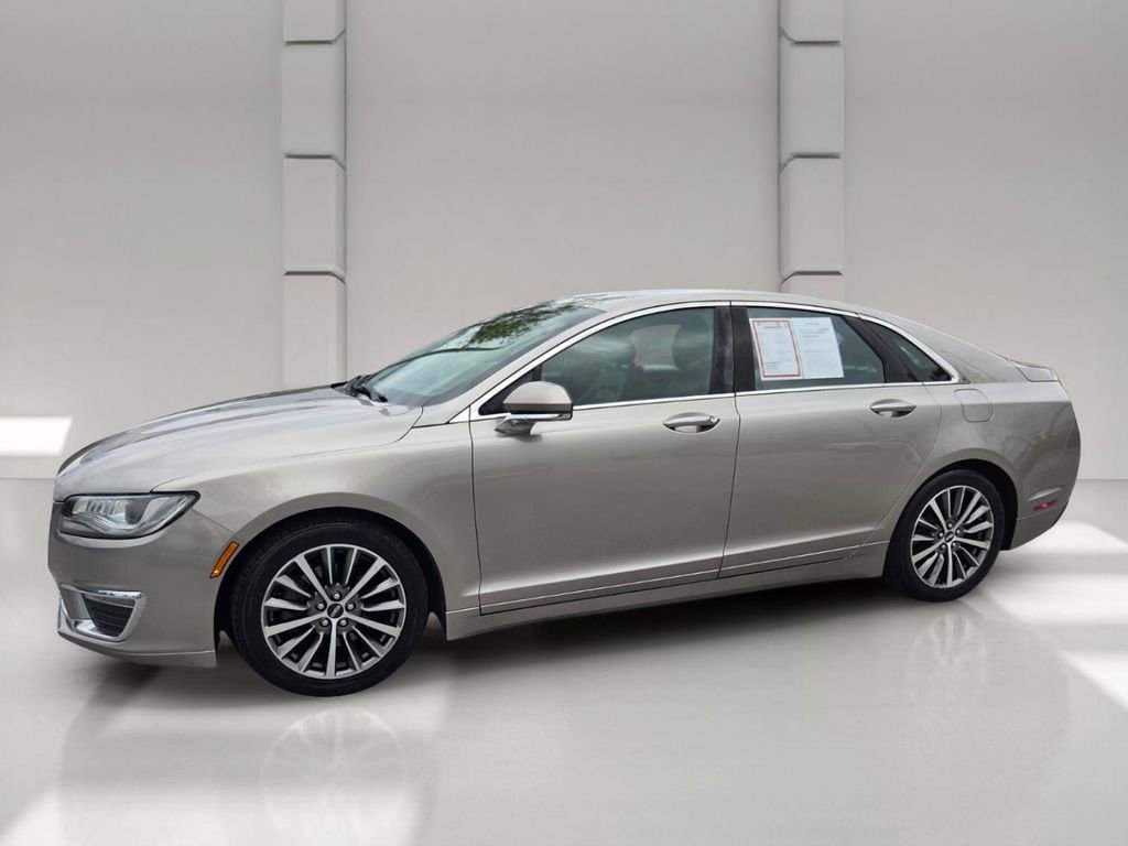 Used 2019 Lincoln MKZ Reserve FWD image 9
