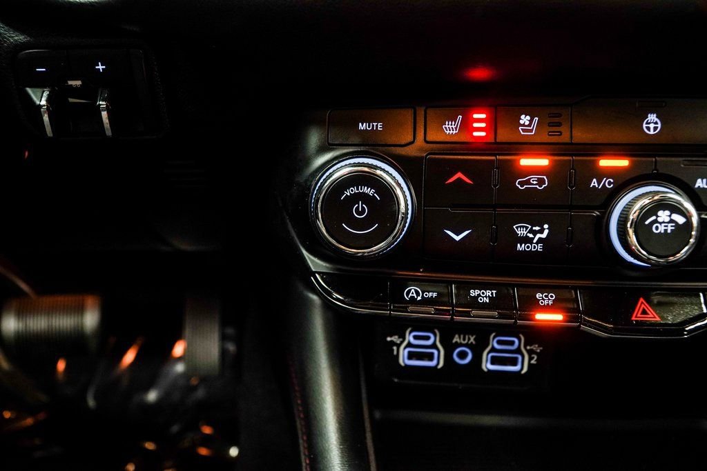 Used 2024 Dodge Durango GT image 23