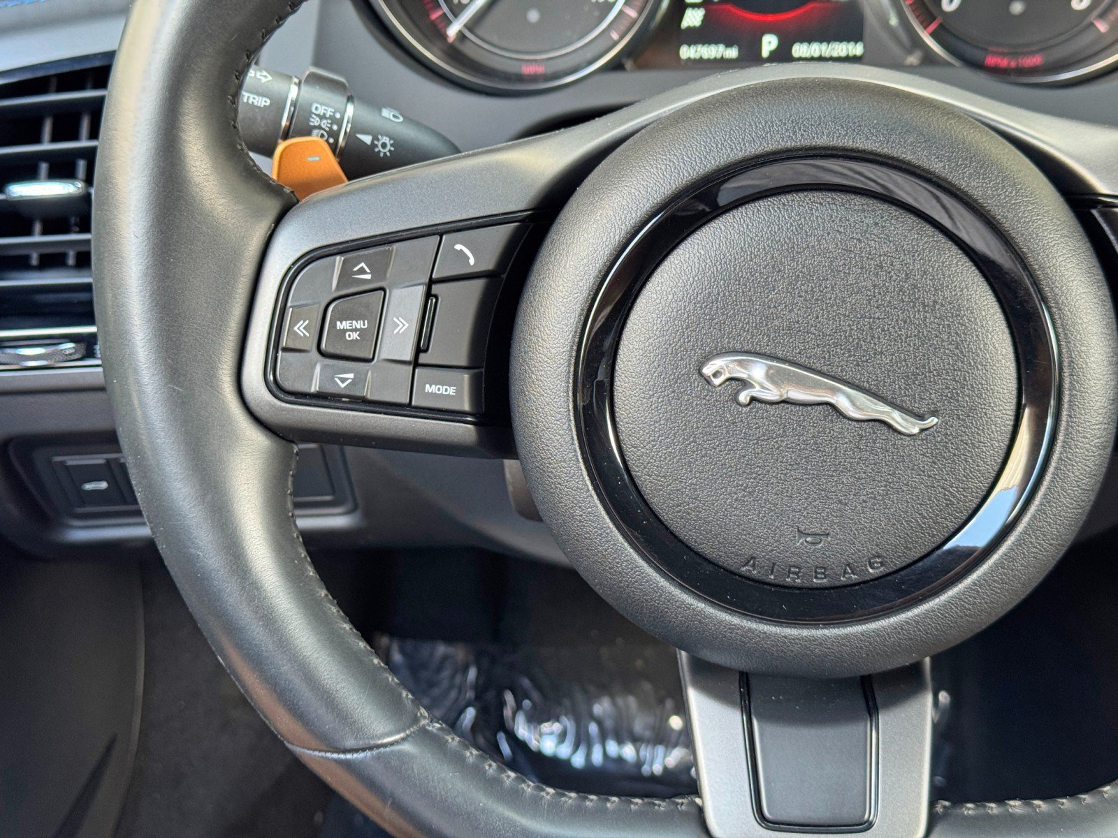 Used 2017 Jaguar F-TYPE S British Design Edition RWD image 22
