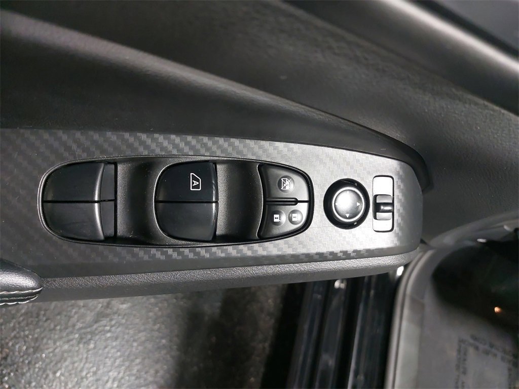 Used 2024 Nissan Altima 2.5 SV image 27