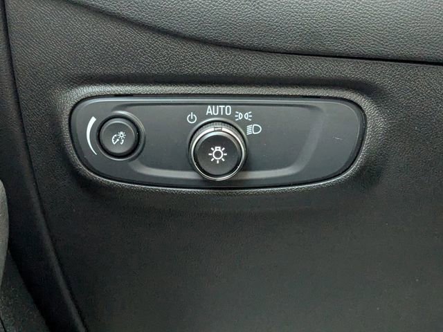 Used 2024 Chevrolet Equinox LS w/ Driver Confidence II Package image 20