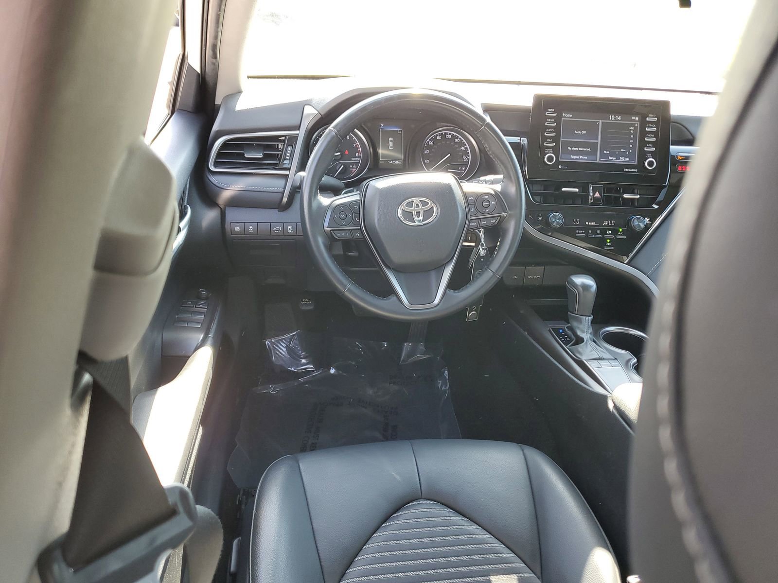 Certified 2024 Toyota Camry SE FWD image 10