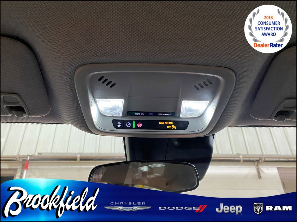 Used 2024 Chevrolet Malibu LT image 28