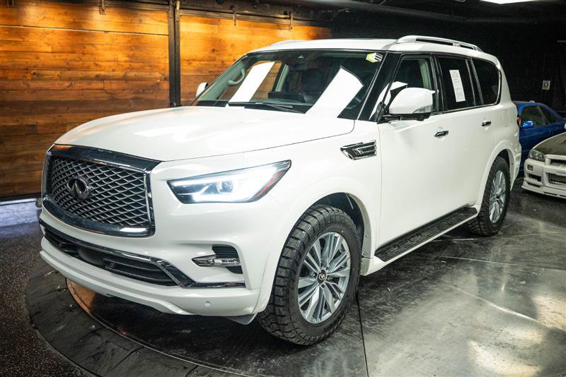 Used 2024 INFINITI QX80 Luxe image 2