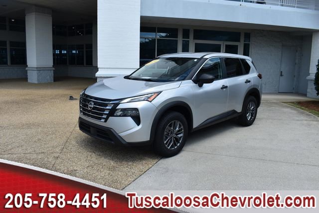 Used 2024 Nissan Rogue S FWD image 5