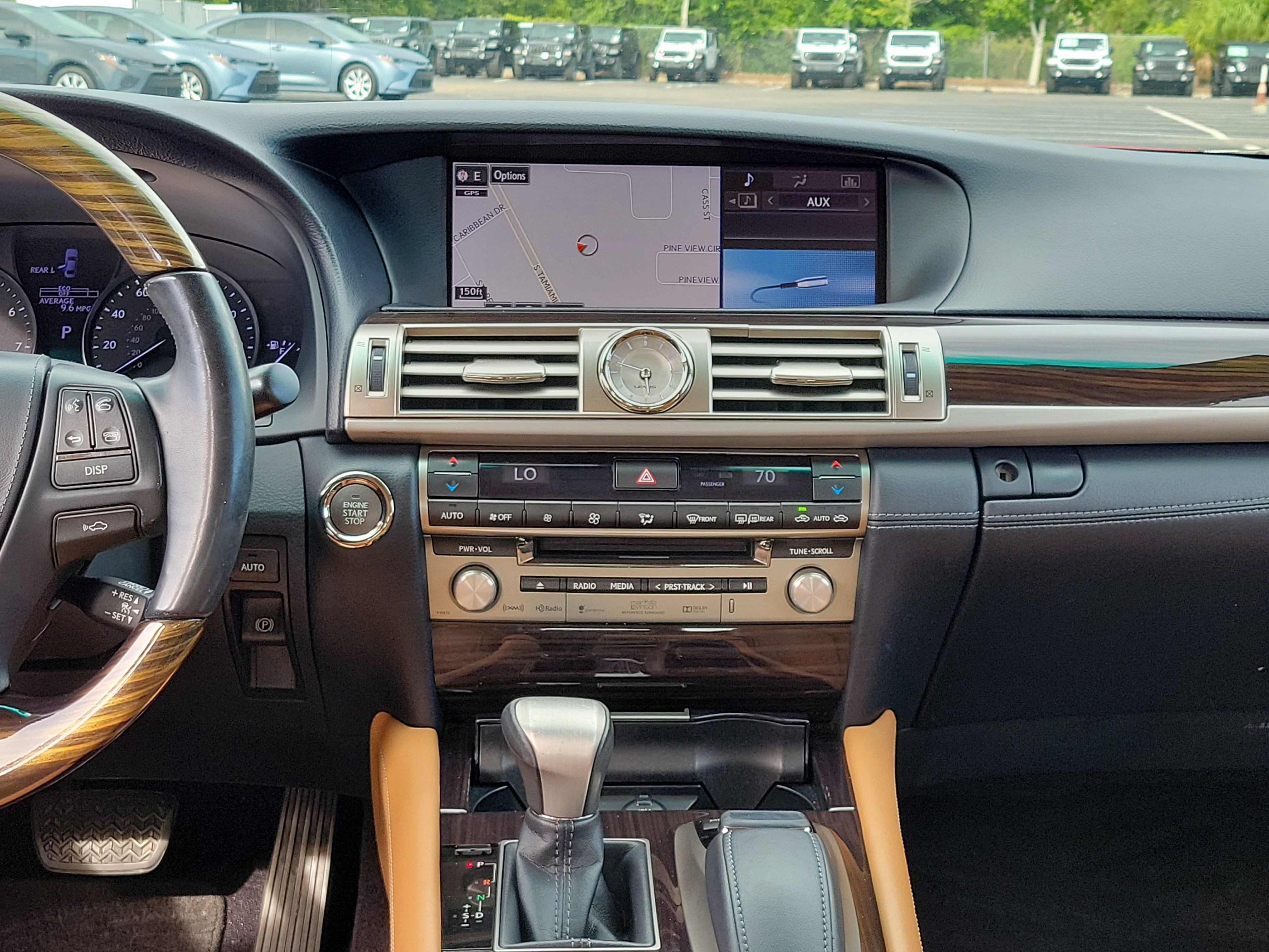 Used 2015 Lexus LS 460 w/ Comfort Package RWD image 19