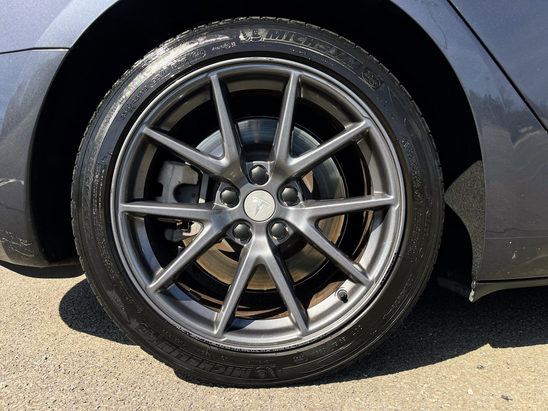 Used 2023 Tesla Model 3 Standard Range image 57