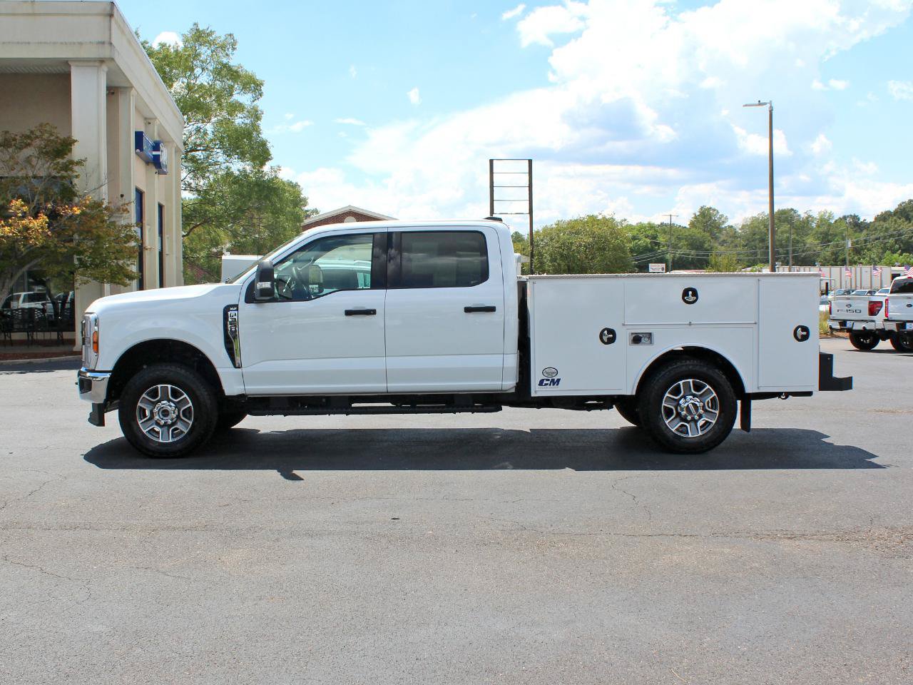 Used 2025 Ford F350 XLT AWD/4WD image 10