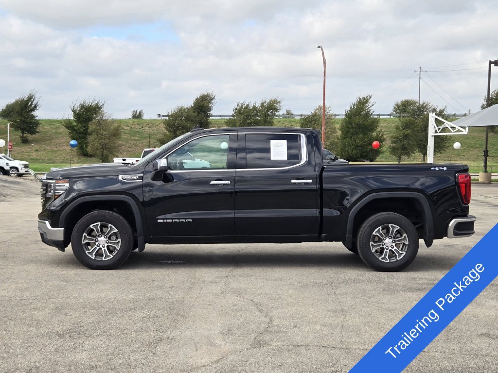 Used 2026 GMC Sierra 1500 SLT AWD/4WD image 4