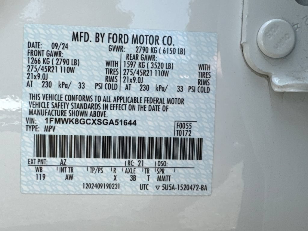 Used 2025 Ford Explorer ST AWD/4WD image 34