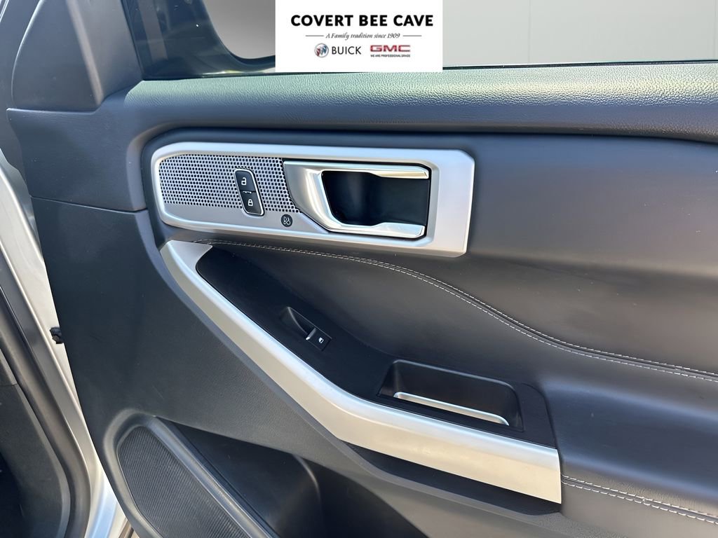 Used 2021 Ford Explorer Limited w/ Equipment Group 301A image 15