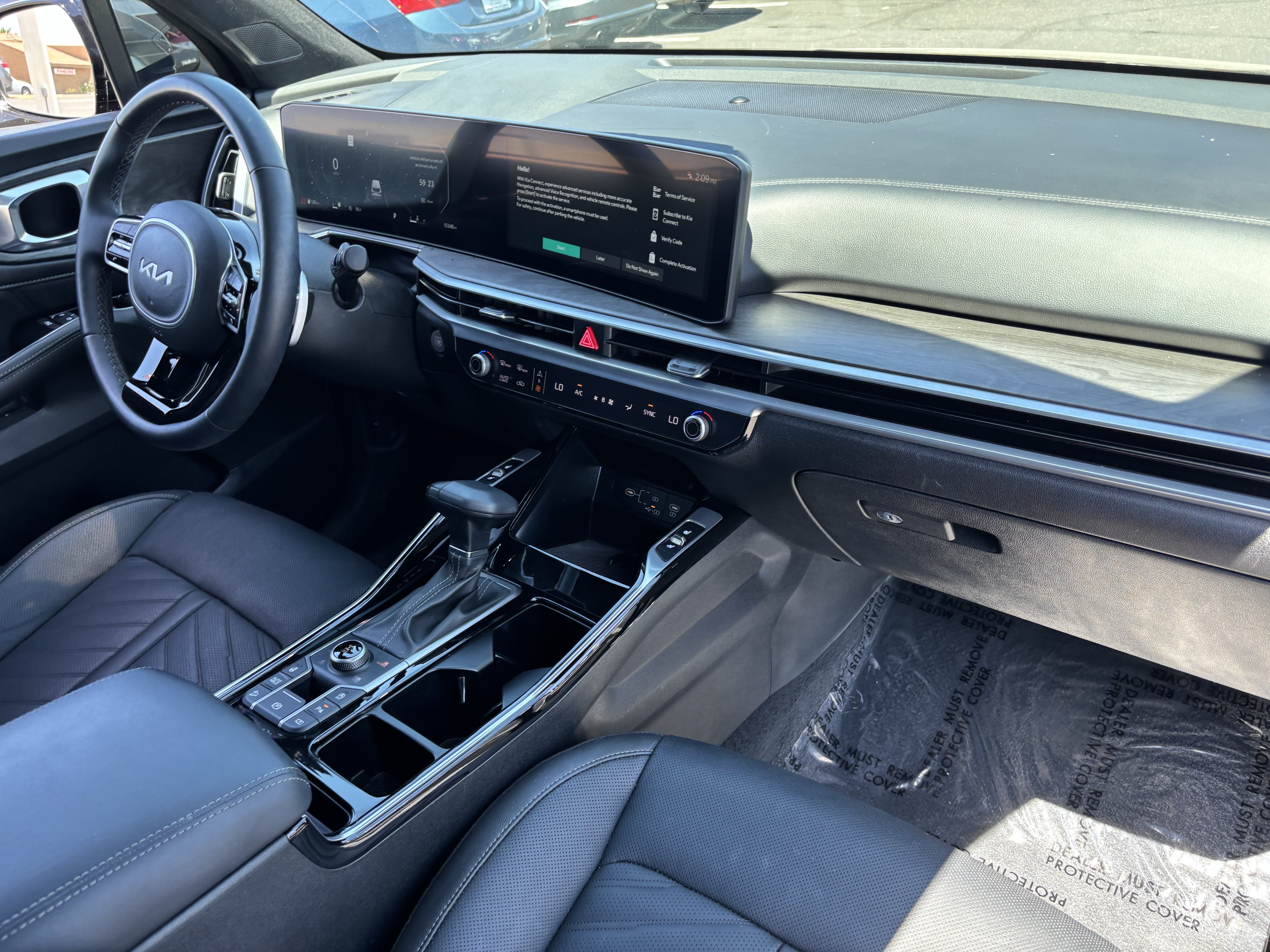 Certified 2025 Kia Sorento SX Prestige AWD/4WD image 10