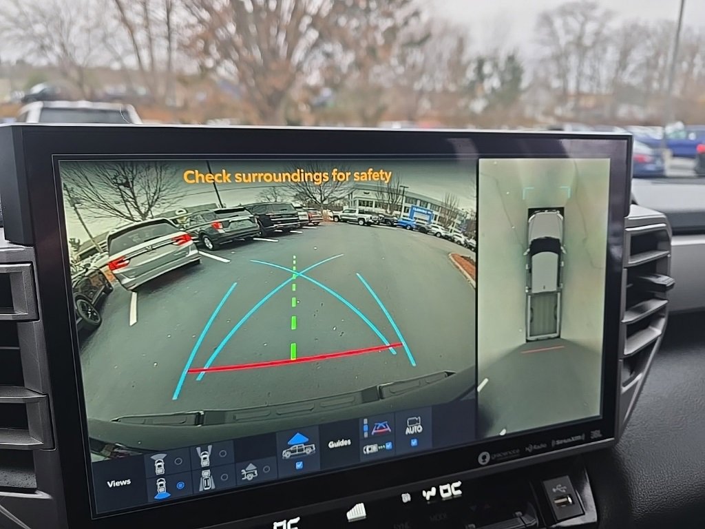 Used 2024 Toyota Tundra Limited image 32